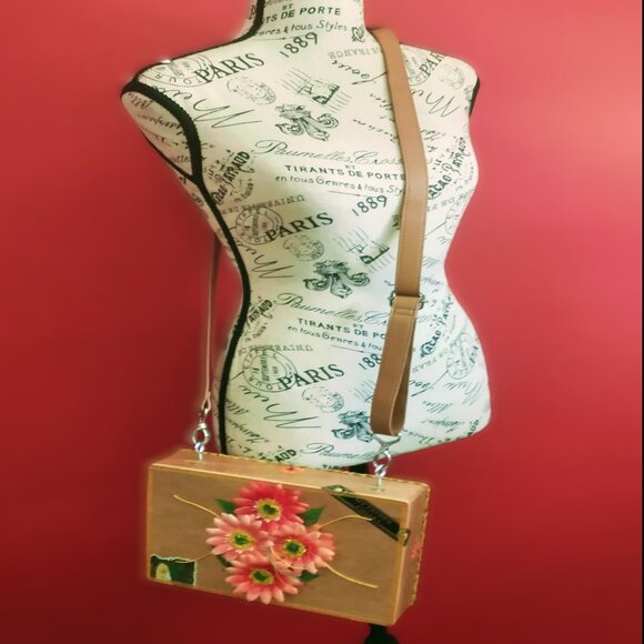 Suenos de Saundra Upcycled Collection, Jaime Garcia, My Father Cigar Box, Purse - Picture 2 of 12
